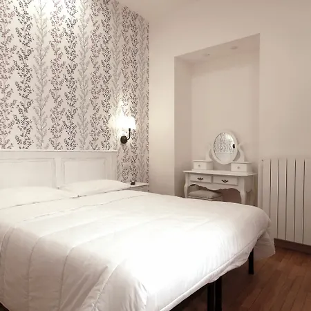 Domus Iuliae Pensjonat 2*