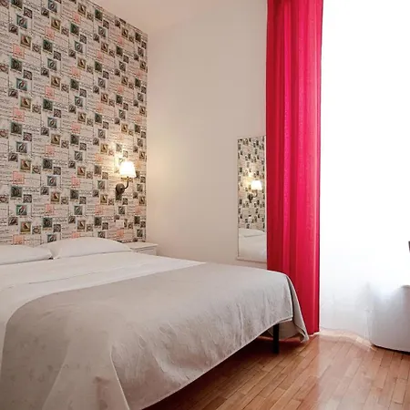 게스트하우스 Domus Iuliae 4*