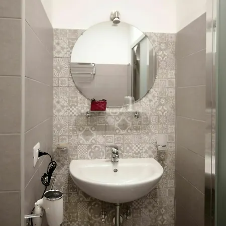 Domus Iuliae 2*