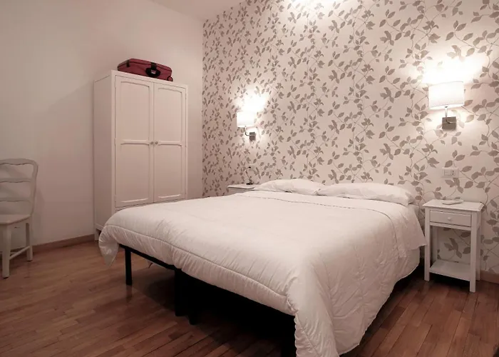 Domus Iuliae Affittacamere 4*