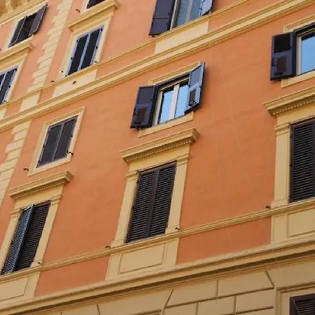 Domus Iuliae 2* Roma